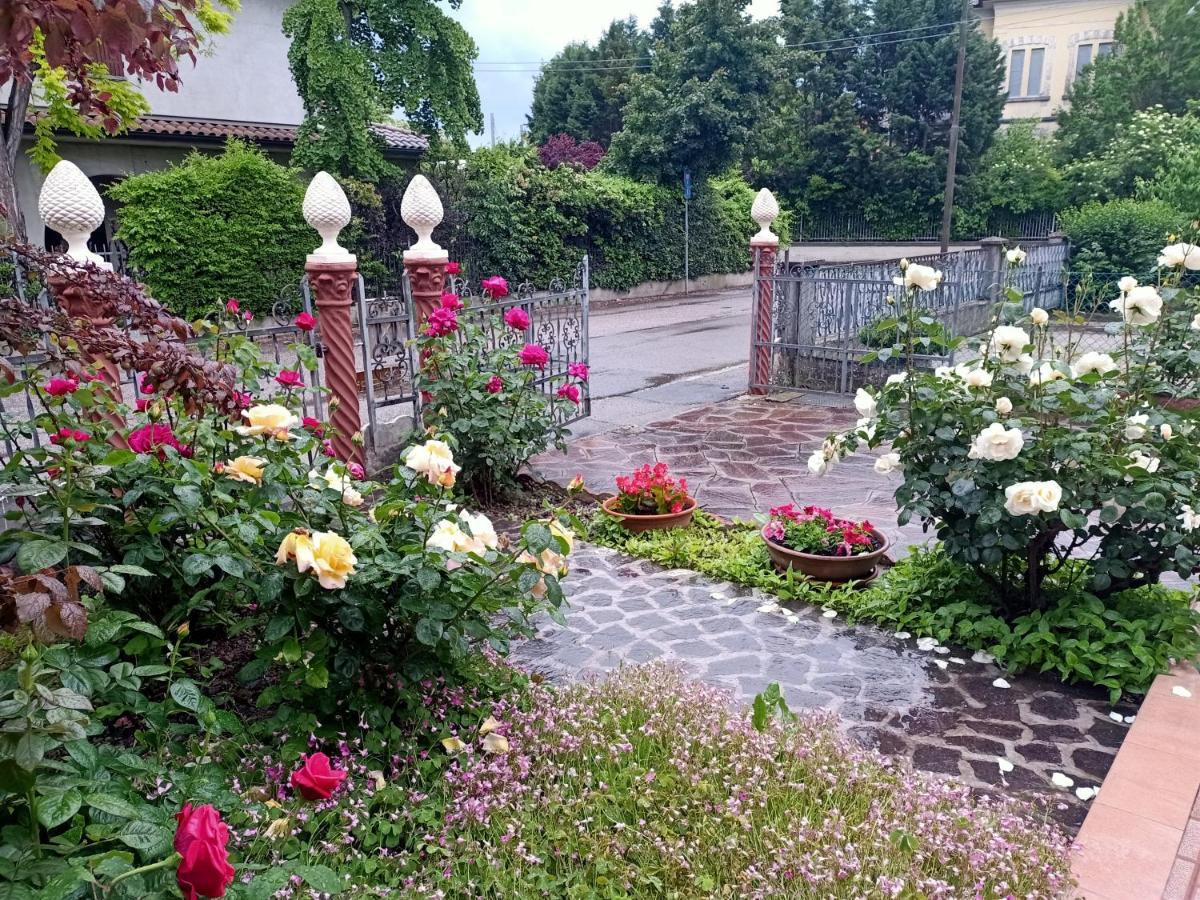Lily - Storie Del Bosco - Bed & Breakfast San Felice sul Panaro Dış mekan fotoğraf